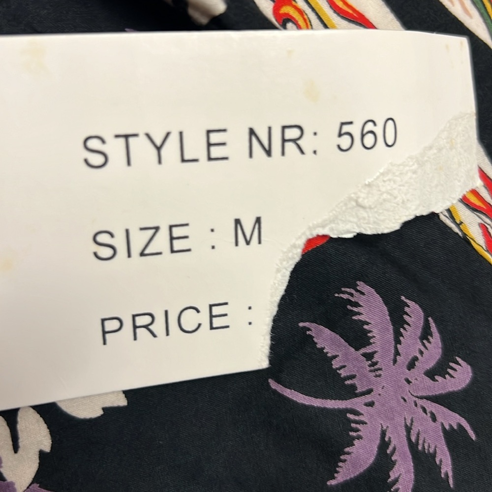 NWT! Classy, aloha shirt with surfboards, hibiscus and palm trees. Gorgeous! New - Picture 3 of 6